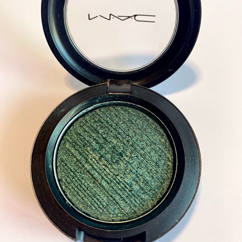 MAC Cosmetics Eyeshadow